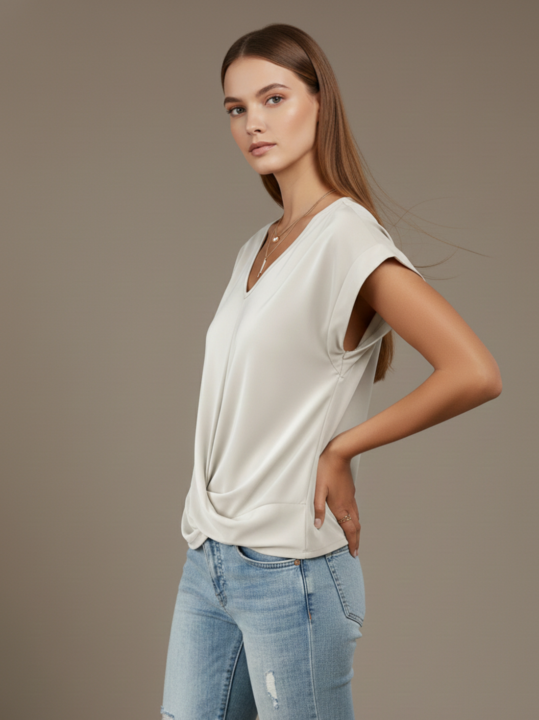 Honey-Collar Casual Tee